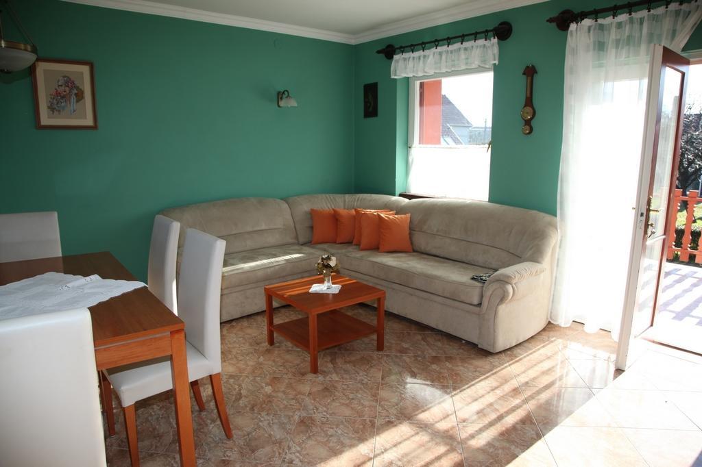 Edina Apartman Zalakaros Bilik gambar